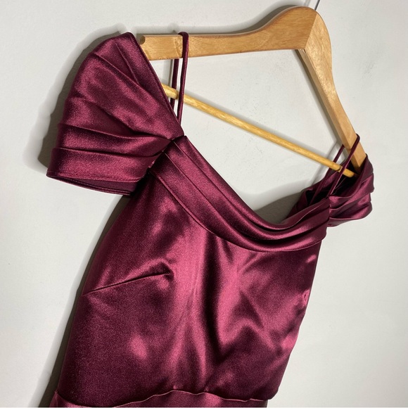 Jenny Yoo Hibiscus Serena Draped Off The Shoulder Satin Crepe Maxi Grown Dress 6 - Picture 3 of 10